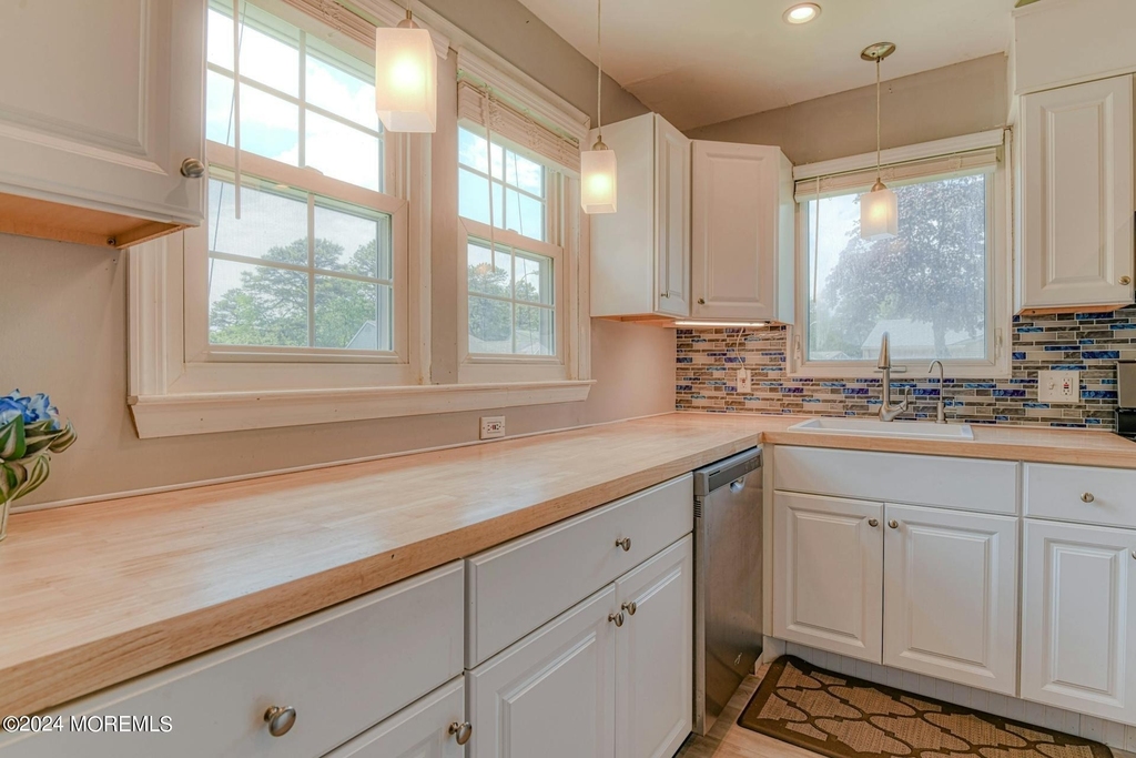 35 Auburn Street - Photo 11