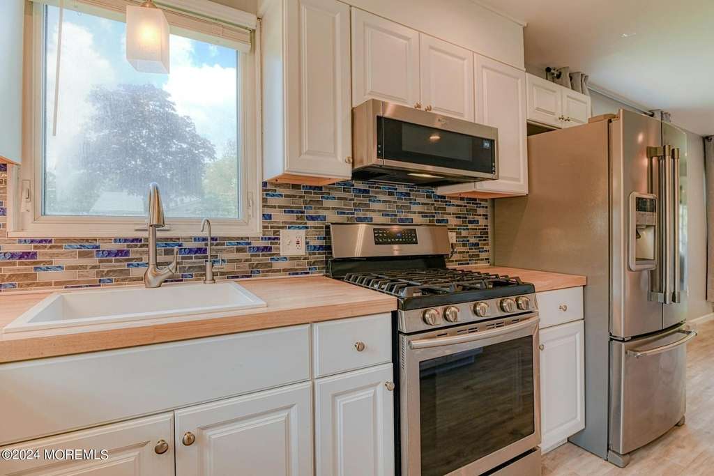 35 Auburn Street - Photo 12