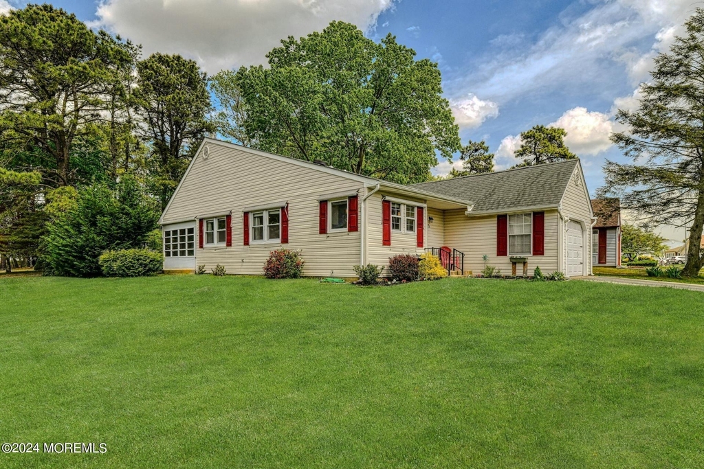 35 Auburn Street - Photo 26