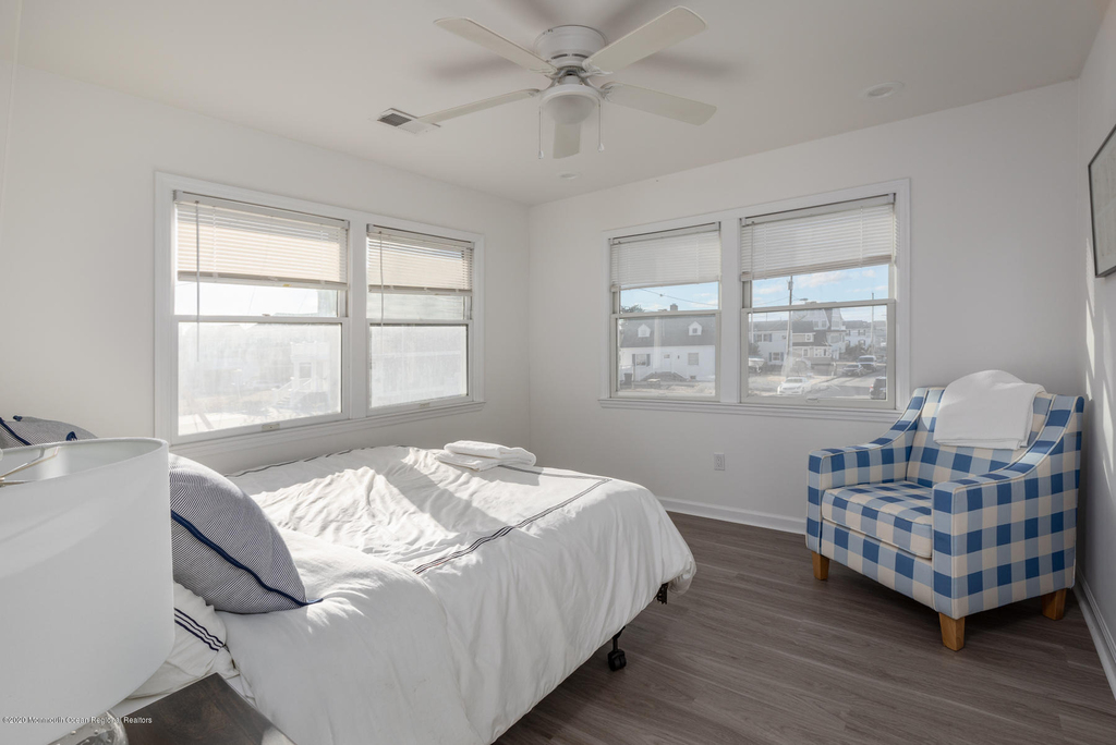 502 Sunset Boulevard - Photo 15