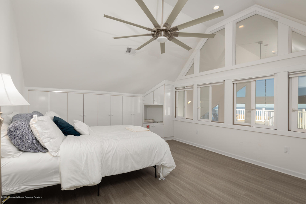502 Sunset Boulevard - Photo 18