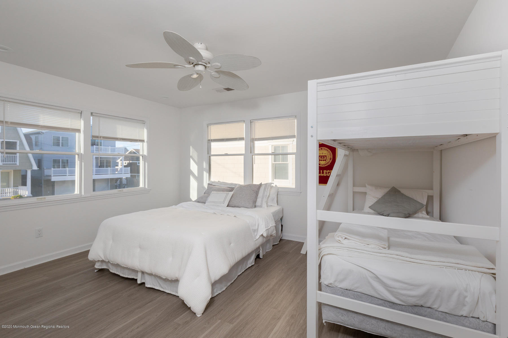 502 Sunset Boulevard - Photo 16