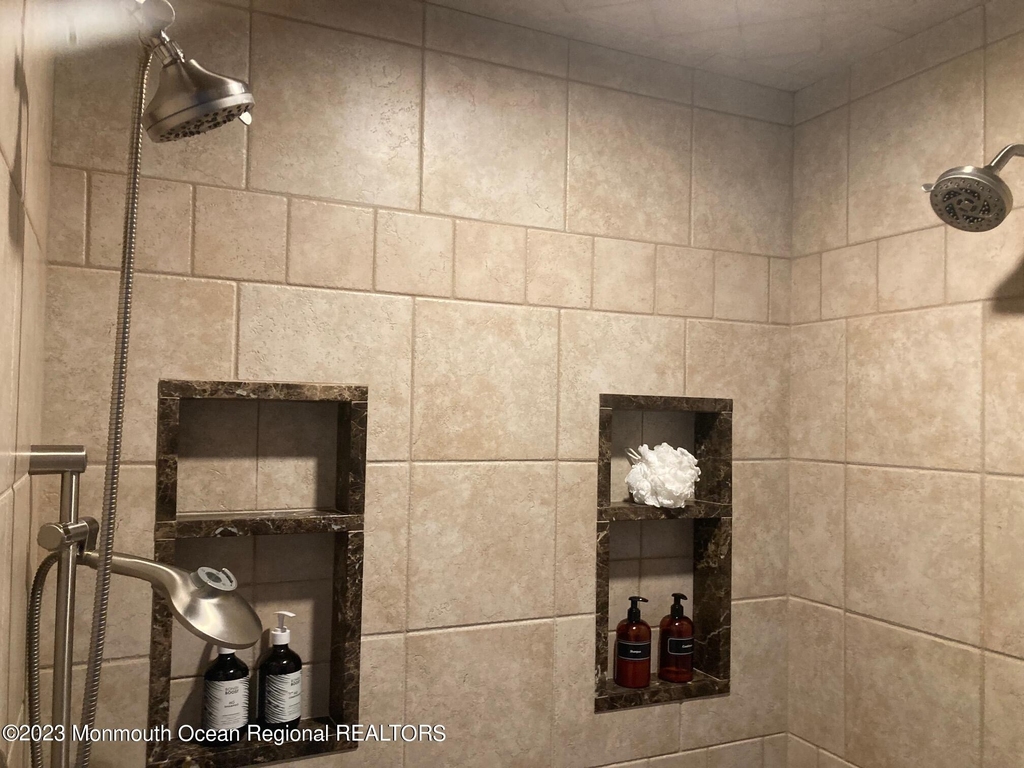 114 7th Avenue - Photo 34