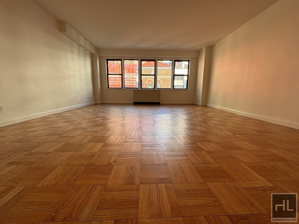 East 63 Street - Photo 0