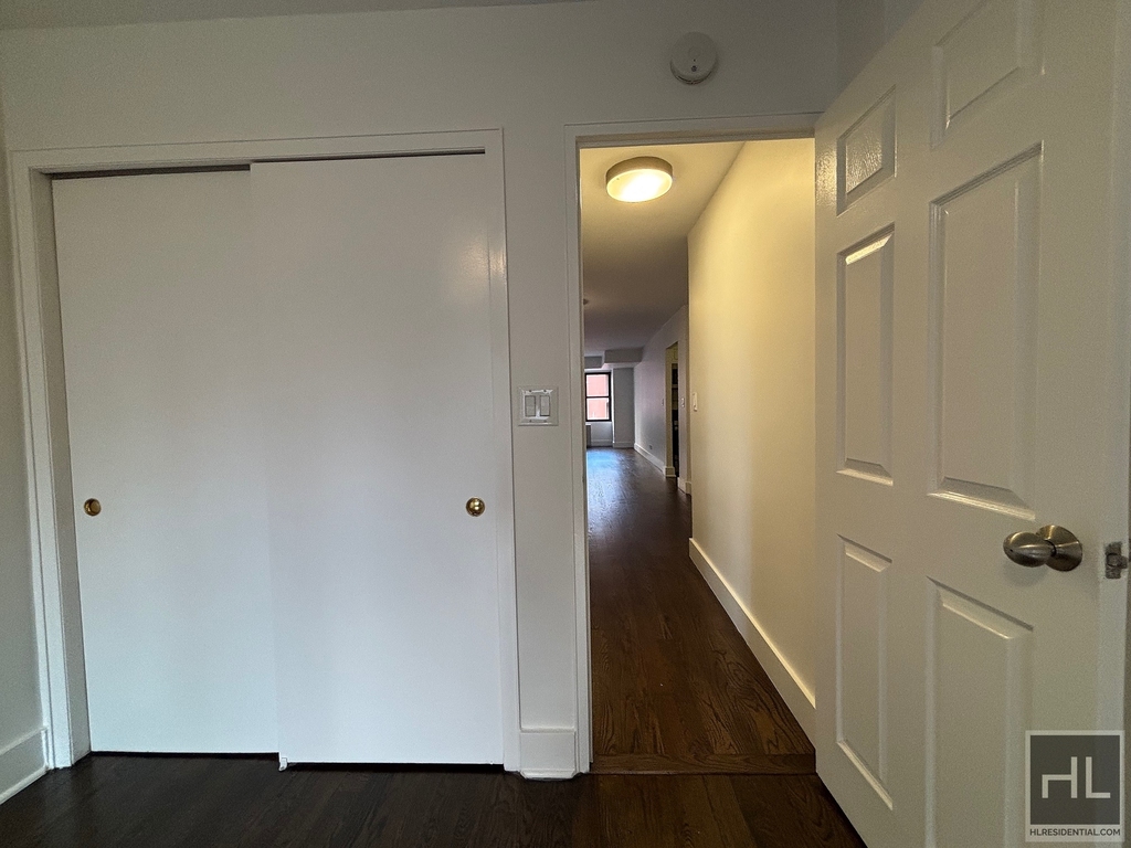 East 63 Street - Photo 11