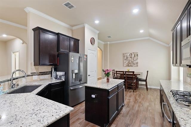 16609 Lincoln Park Lane - Photo 6