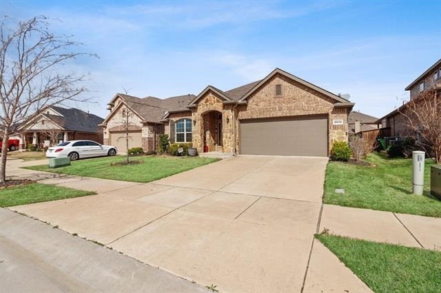 16609 Lincoln Park Lane - Photo 0