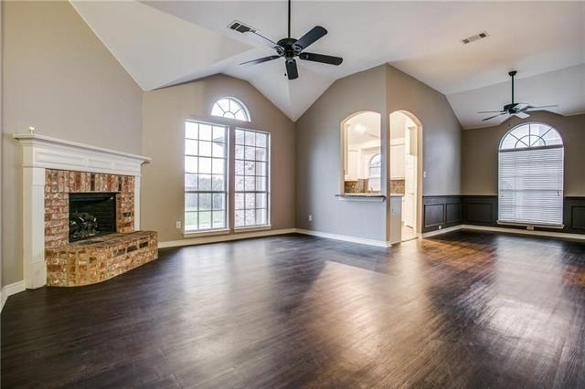 2105 Cardinal Drive - Photo 4