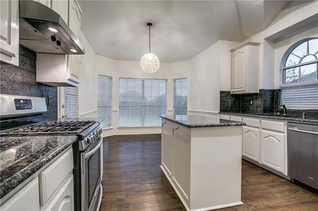 2105 Cardinal Drive - Photo 3