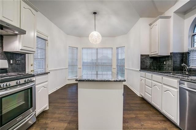 2105 Cardinal Drive - Photo 1
