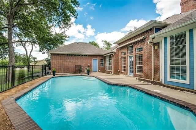 3227 Preston Hills Circle - Photo 3