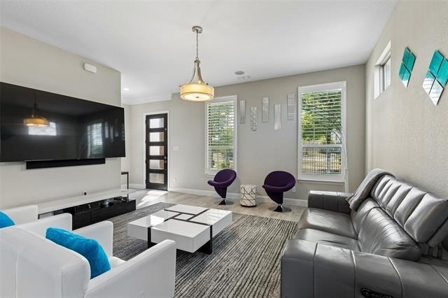 628 Club Drive - Photo 6