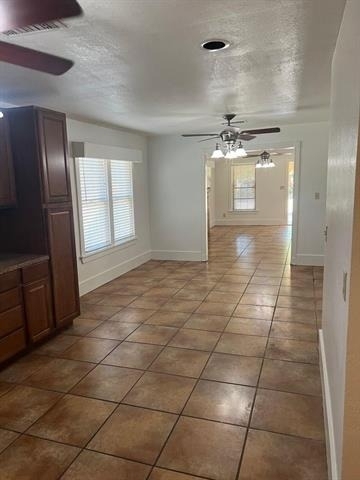 1209 Bawcom - Photo 1