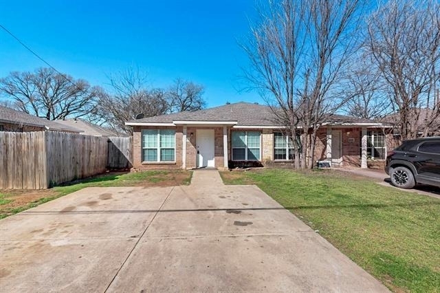 404 Truman Street - Photo 2
