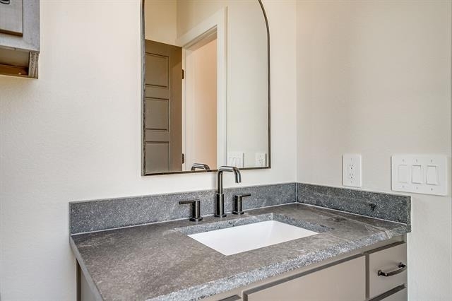 2820 Weisenberger Street - Photo 25