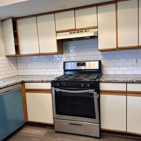 422 Woodmere Drive - Photo 3