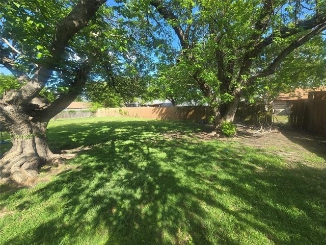 422 Woodmere Drive - Photo 16