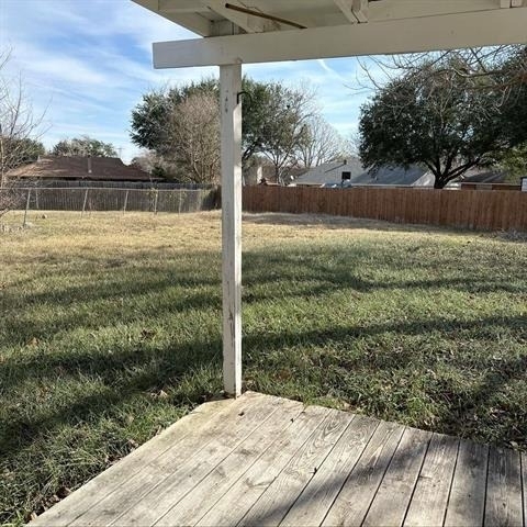 422 Woodmere Drive - Photo 11