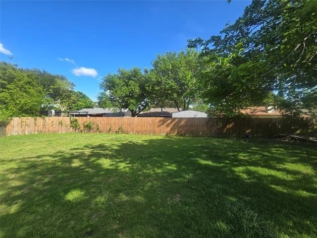 422 Woodmere Drive - Photo 14