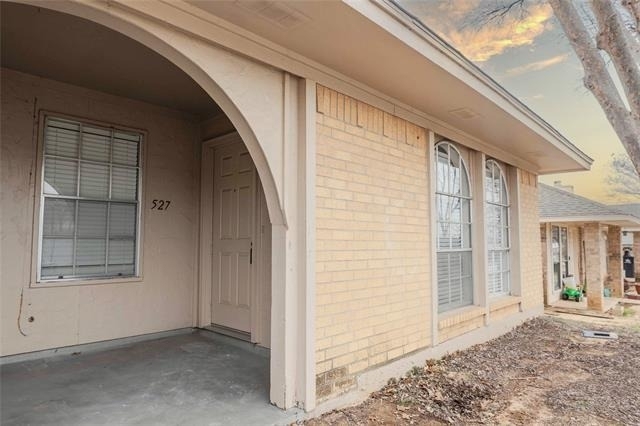 527 Crowley Road - Photo 2
