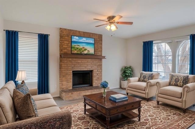 527 Crowley Road - Photo 3
