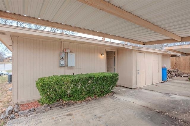 527 Crowley Road - Photo 16