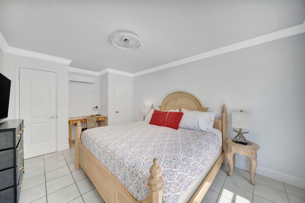 2724 Ne 14th Street - Photo 13
