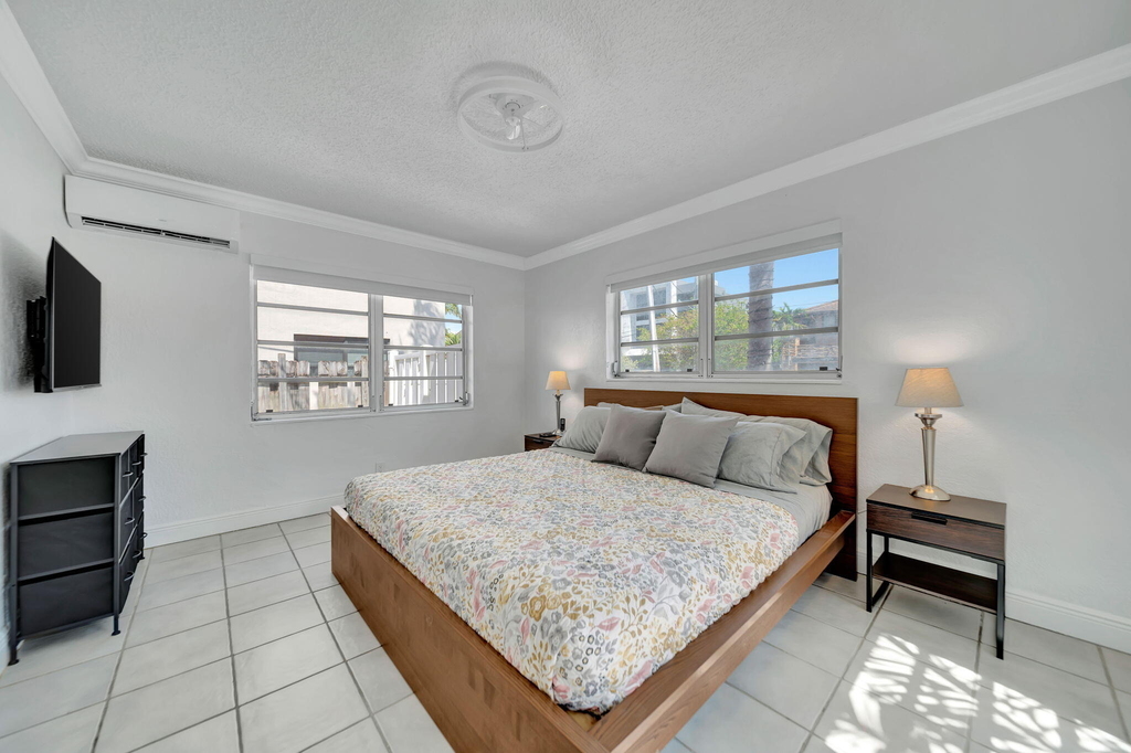 2724 Ne 14th Street - Photo 6