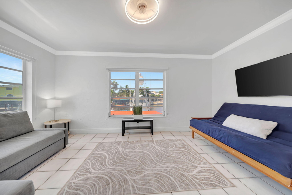 2724 Ne 14th Street - Photo 4