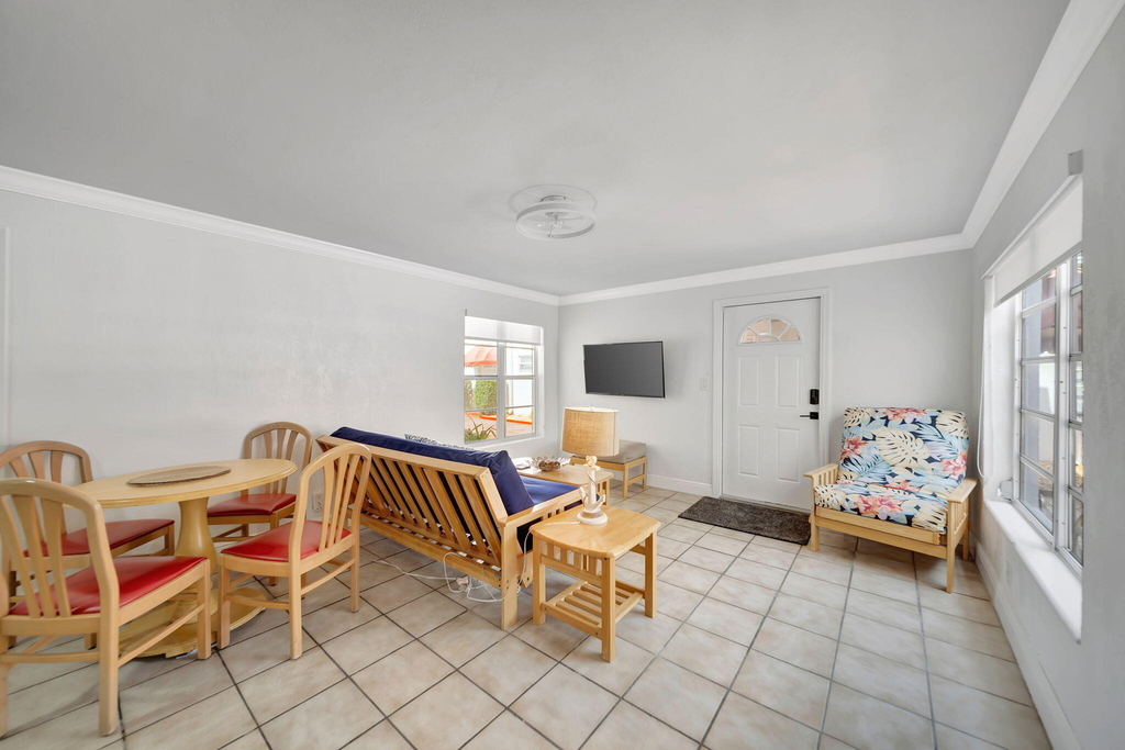 2724 Ne 14th Street - Photo 7