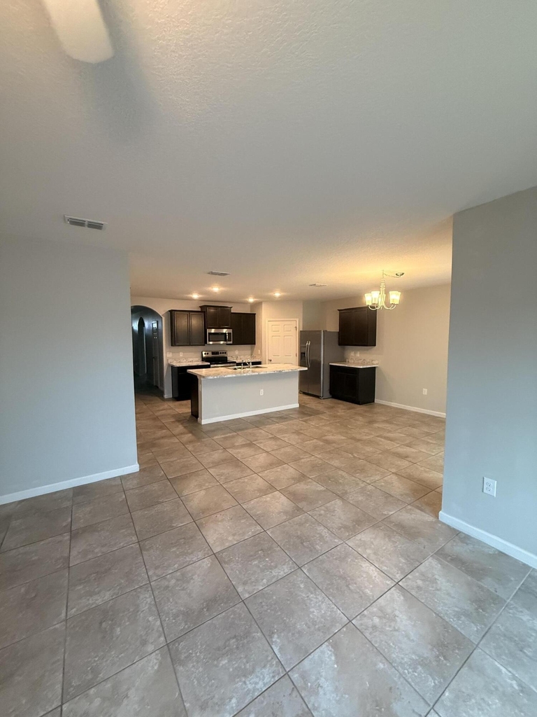 619 Sw Post Terrace - Photo 3