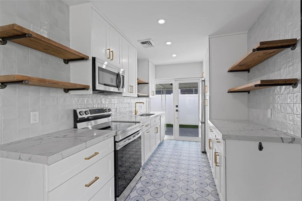 2000 Se 26th Avenue - Photo 5