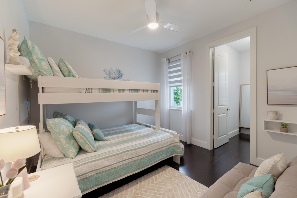 918 St George Boulevard - Photo 23