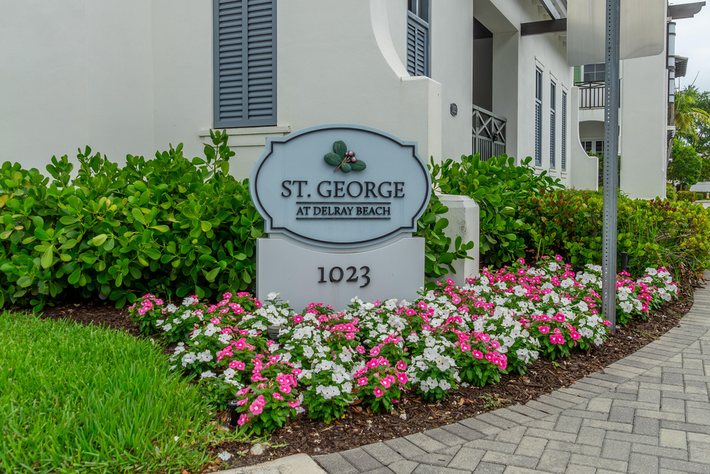 918 St George Boulevard - Photo 35