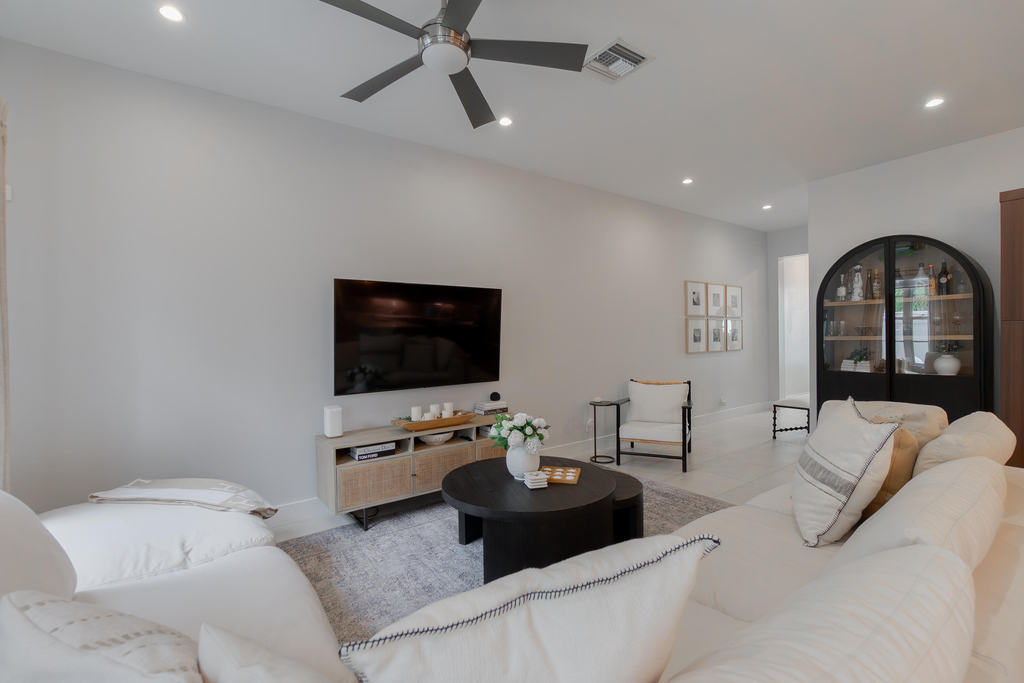 918 St George Boulevard - Photo 6