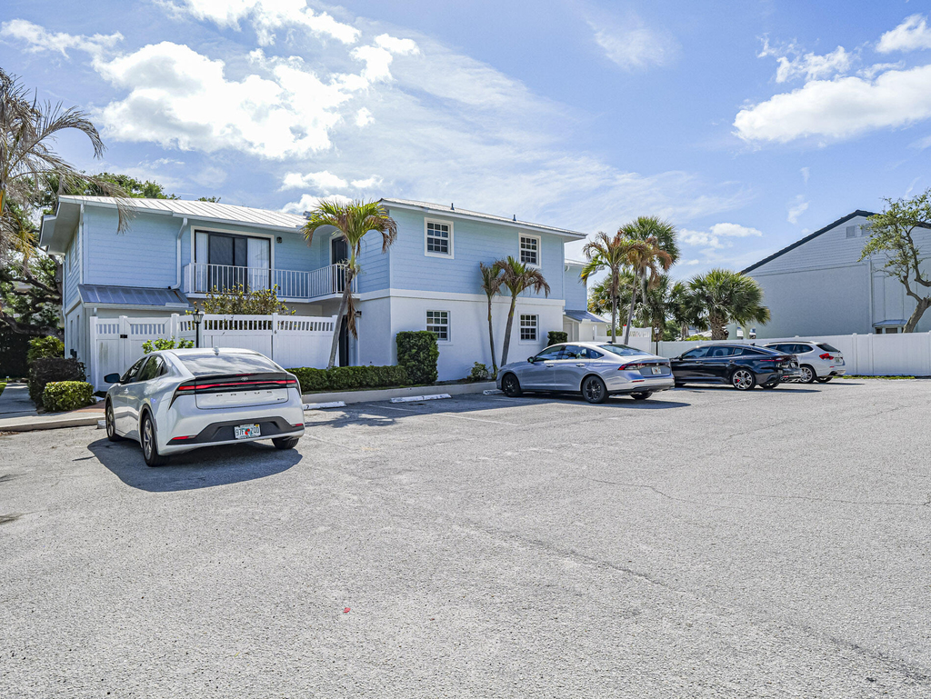 4890 Bethel Creek Drive - Photo 2