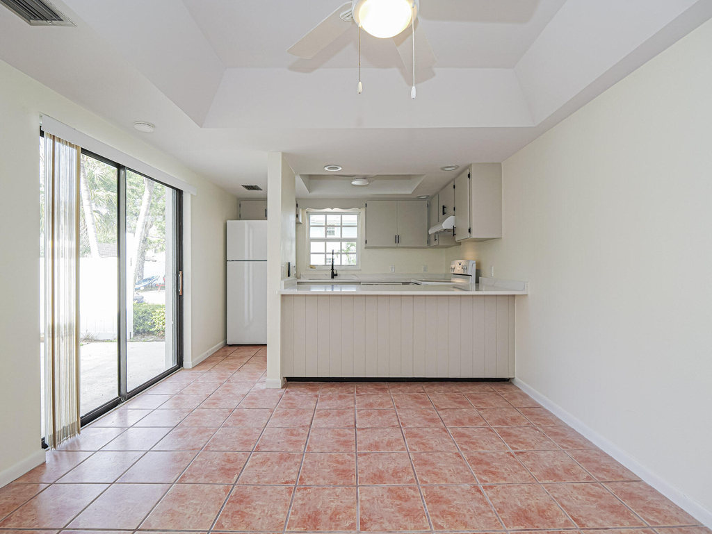 4890 Bethel Creek Drive - Photo 8