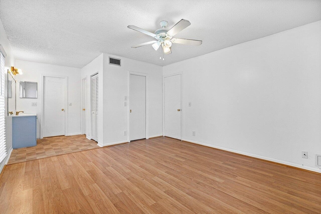1021 Flame Vine Avenue - Photo 14