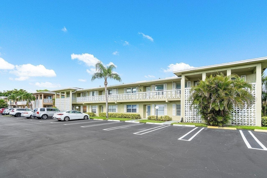 1021 Flame Vine Avenue - Photo 1