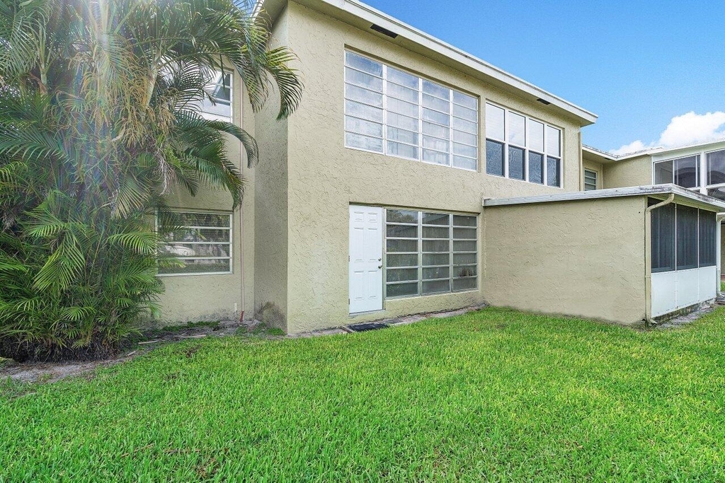 1021 Flame Vine Avenue - Photo 22