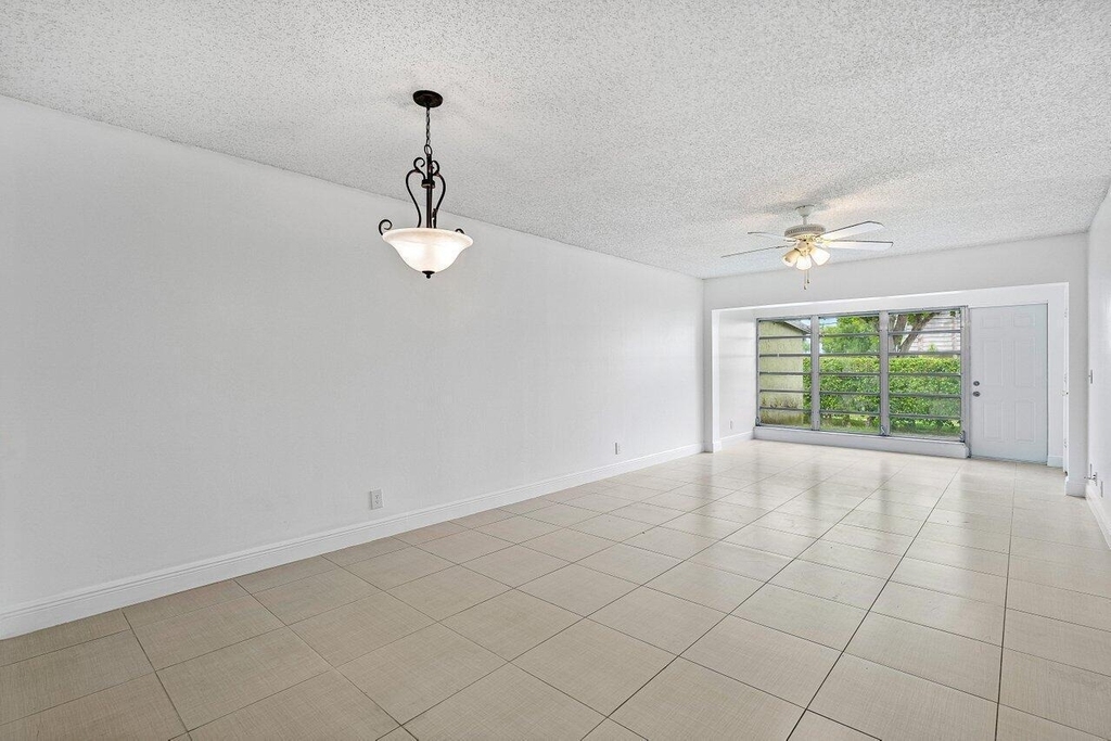 1021 Flame Vine Avenue - Photo 9