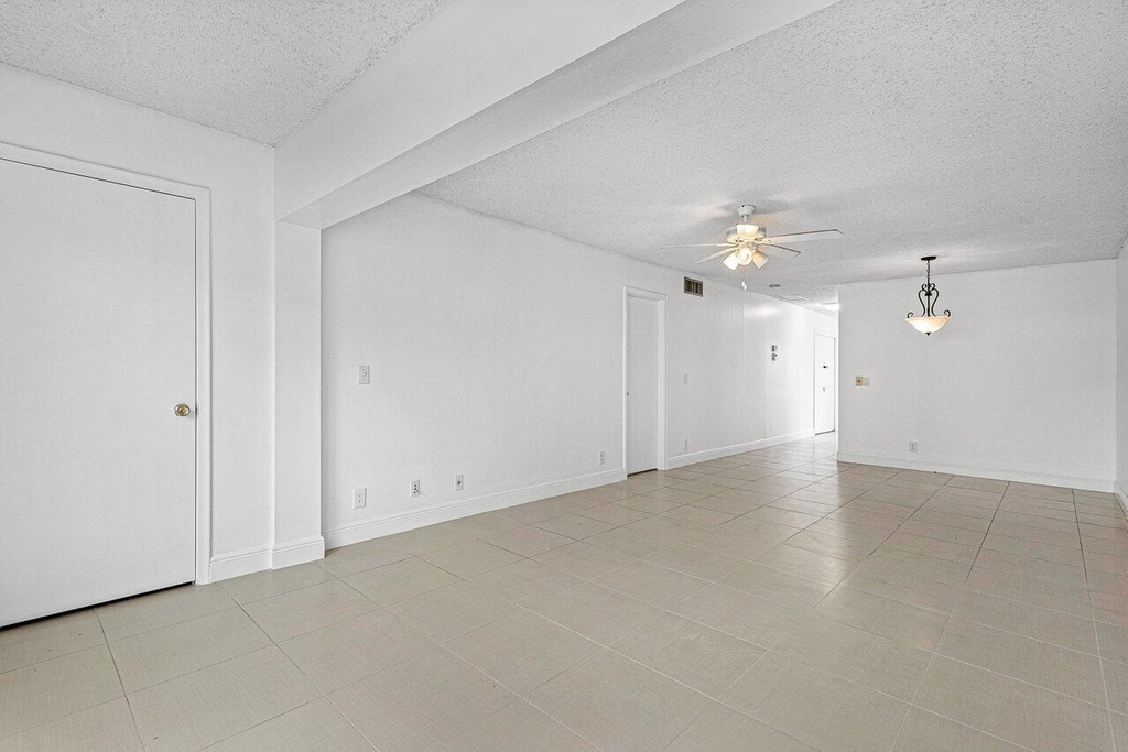 1021 Flame Vine Avenue - Photo 8