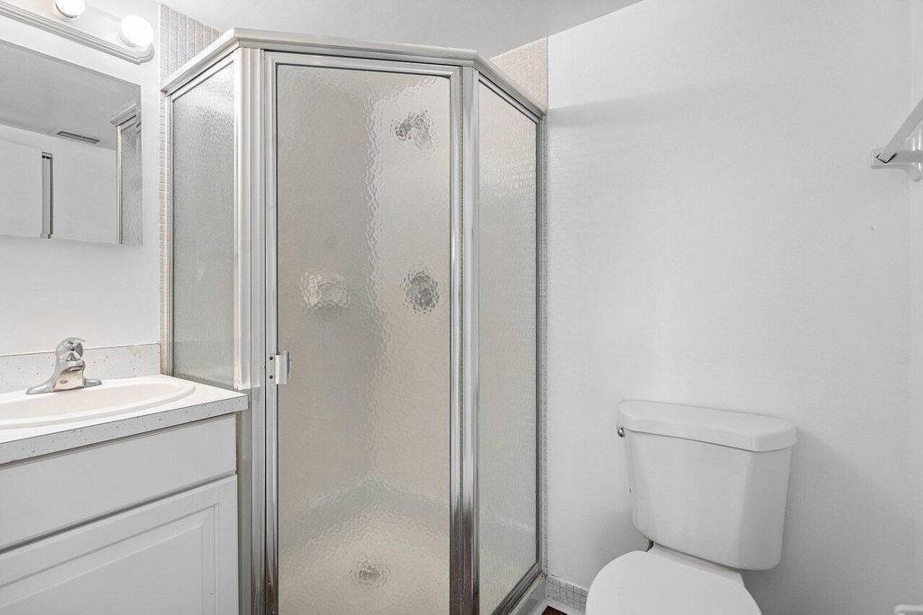 1021 Flame Vine Avenue - Photo 15