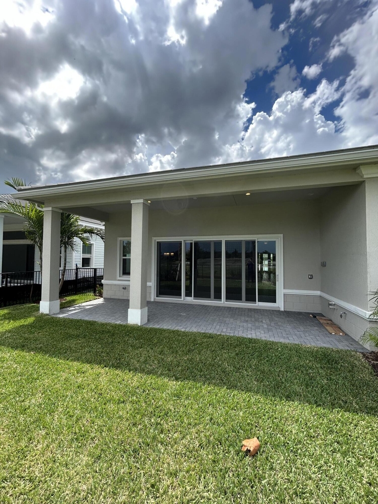 9908 Timber Creek Way - Photo 0