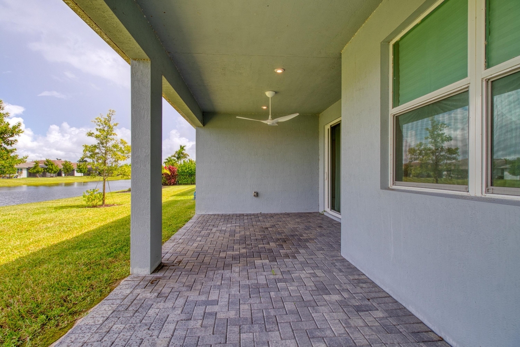 10407 Sw Aquila Way - Photo 17