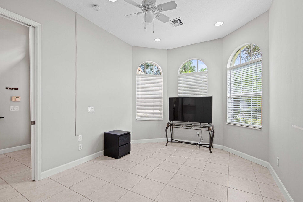 7317 Bob O Link Way - Photo 25