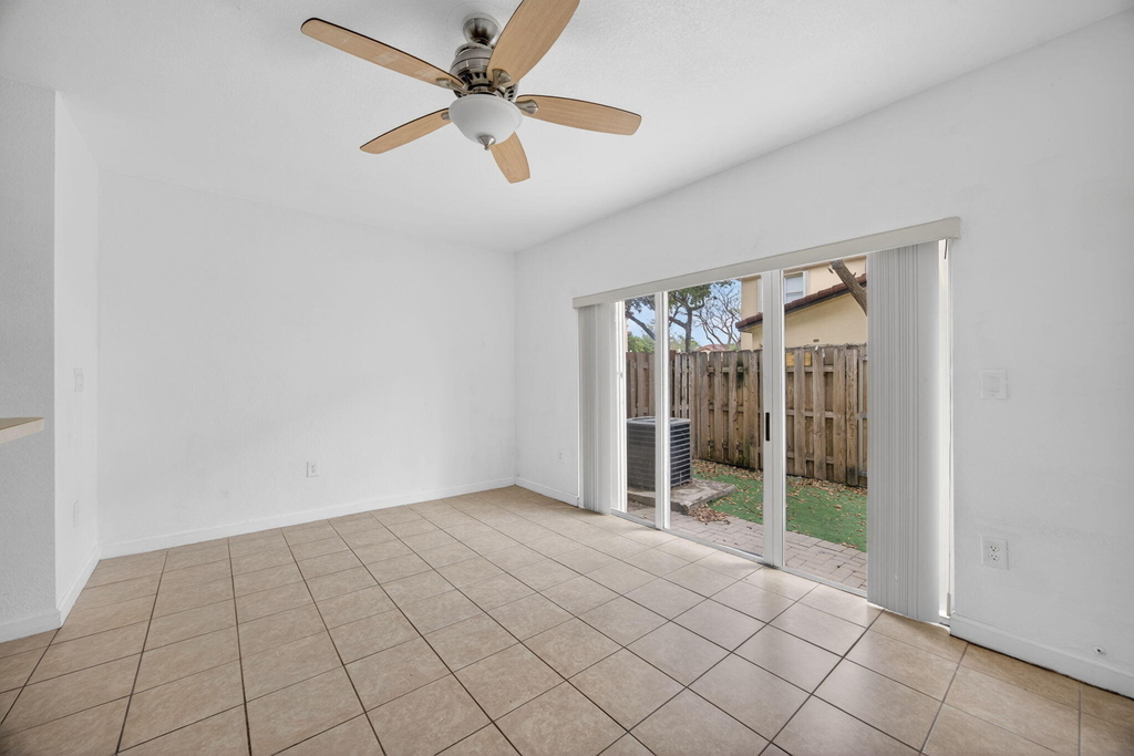 1575 Ne 33rd Avenue - Photo 19