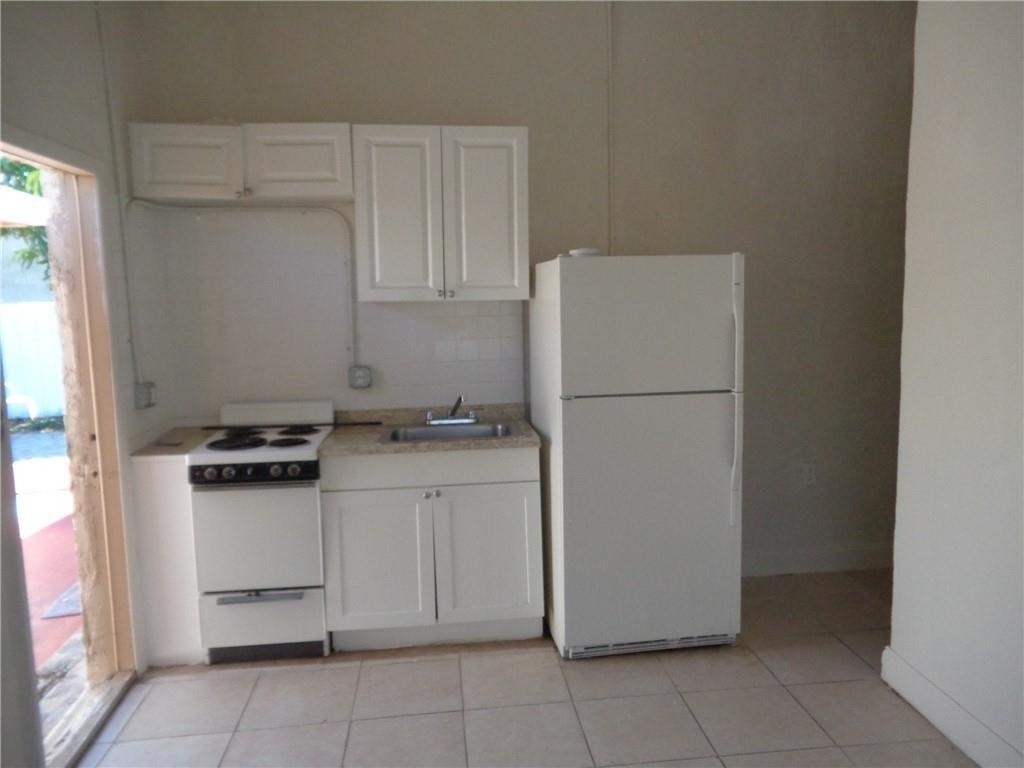 2204 Atlanta Street - Photo 0