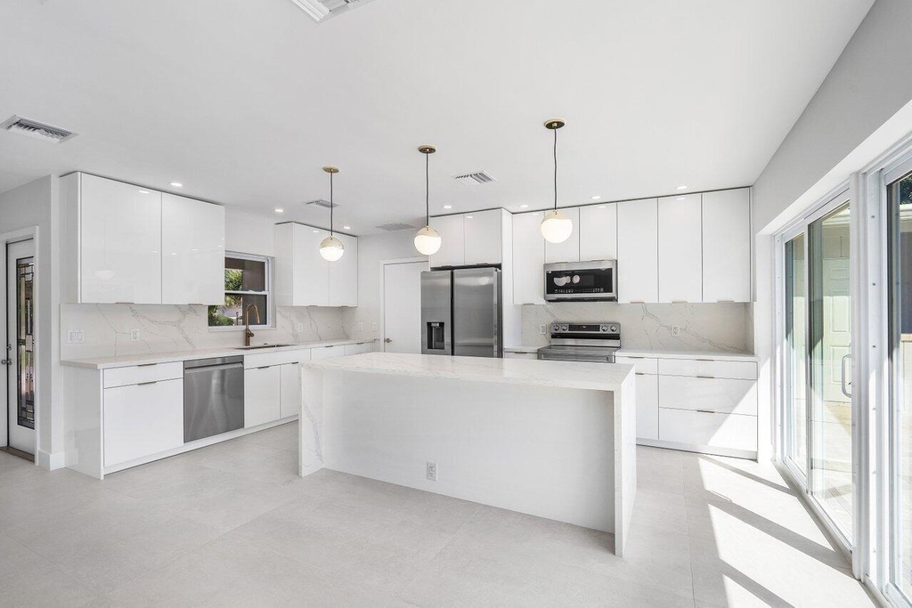 46 Sw 9th Avenue - Photo 9