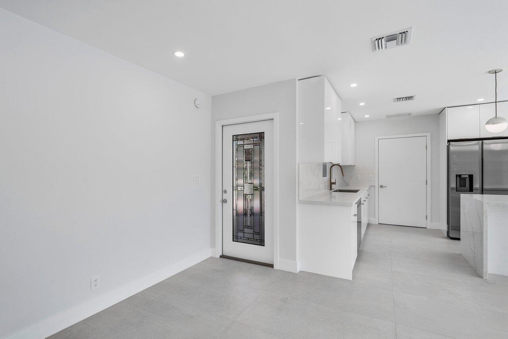 46 Sw 9th Avenue - Photo 5
